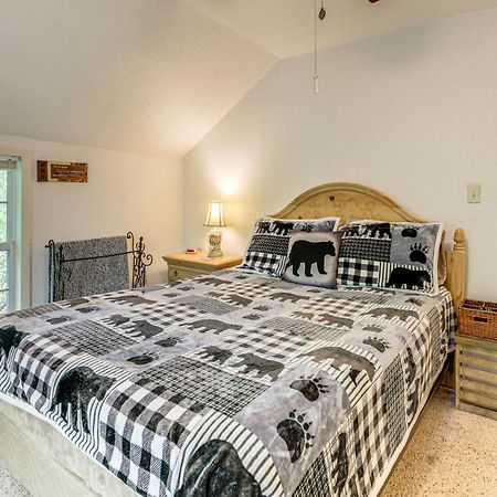 Bryson City Cottage With Hot Tub And Waterfall Views! Exteriör bild