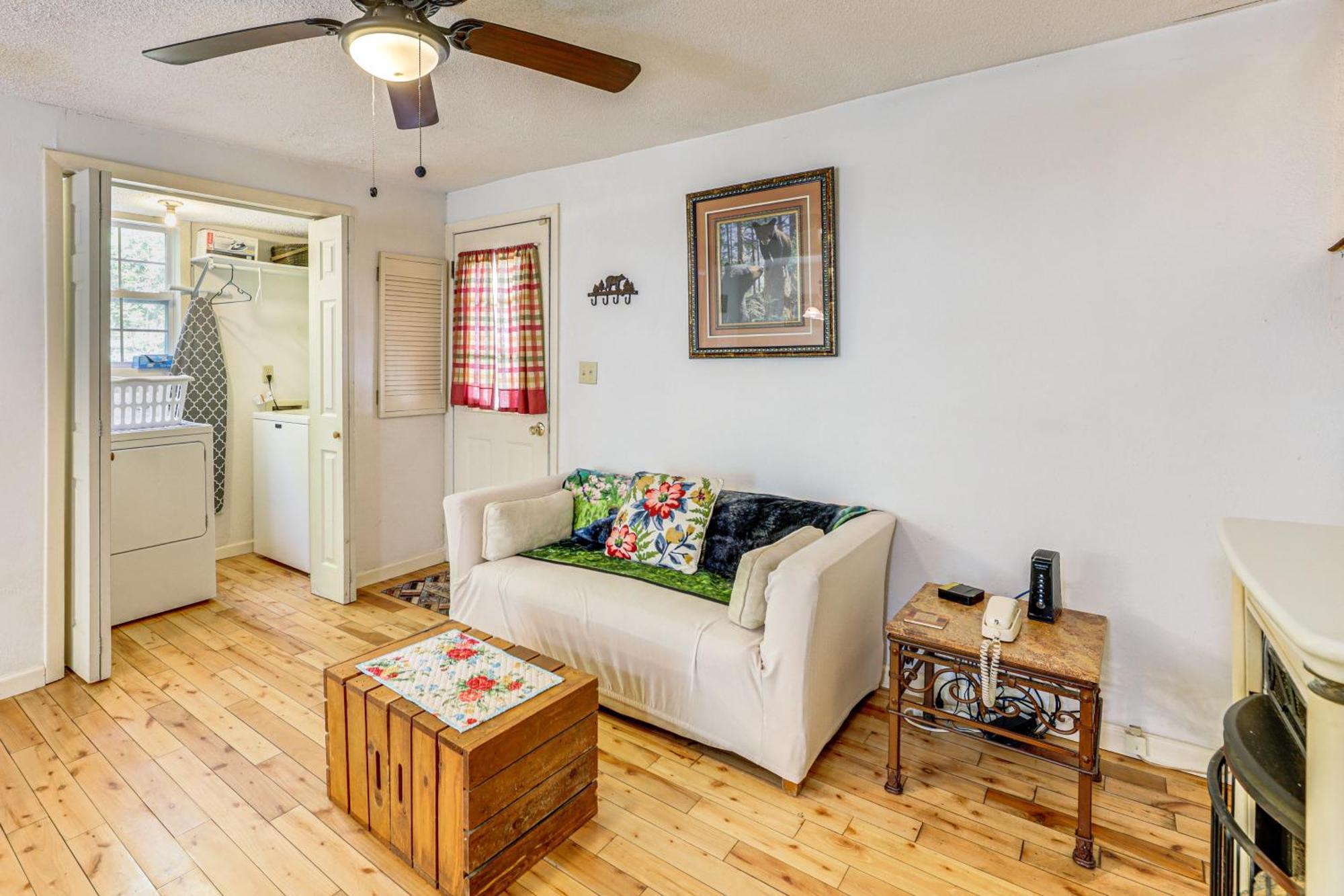 Bryson City Cottage With Hot Tub And Waterfall Views! Exteriör bild